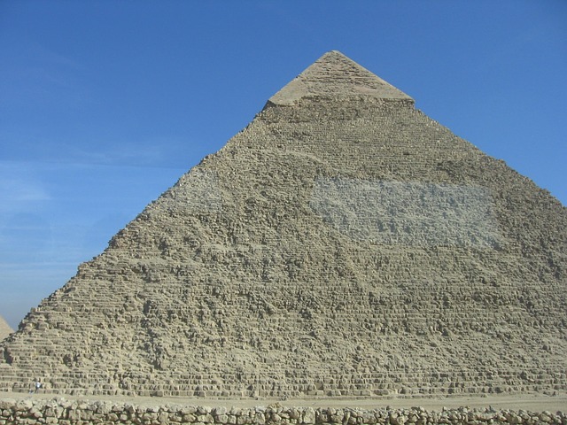 piramida Cheopsa w Gizie